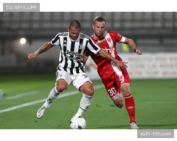 蒙扎1-1战平都灵，科尔帕尼点射，萨帕塔头球扳平